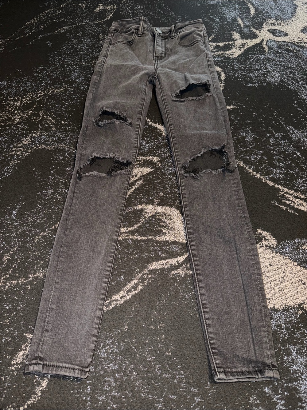 American Eagle Outfitters Women's Distressed Black Jeans
